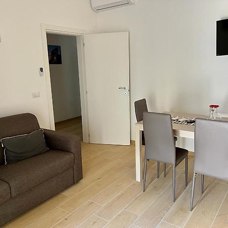 Appartamenti Villa Miramare 리미니 외부 사진
