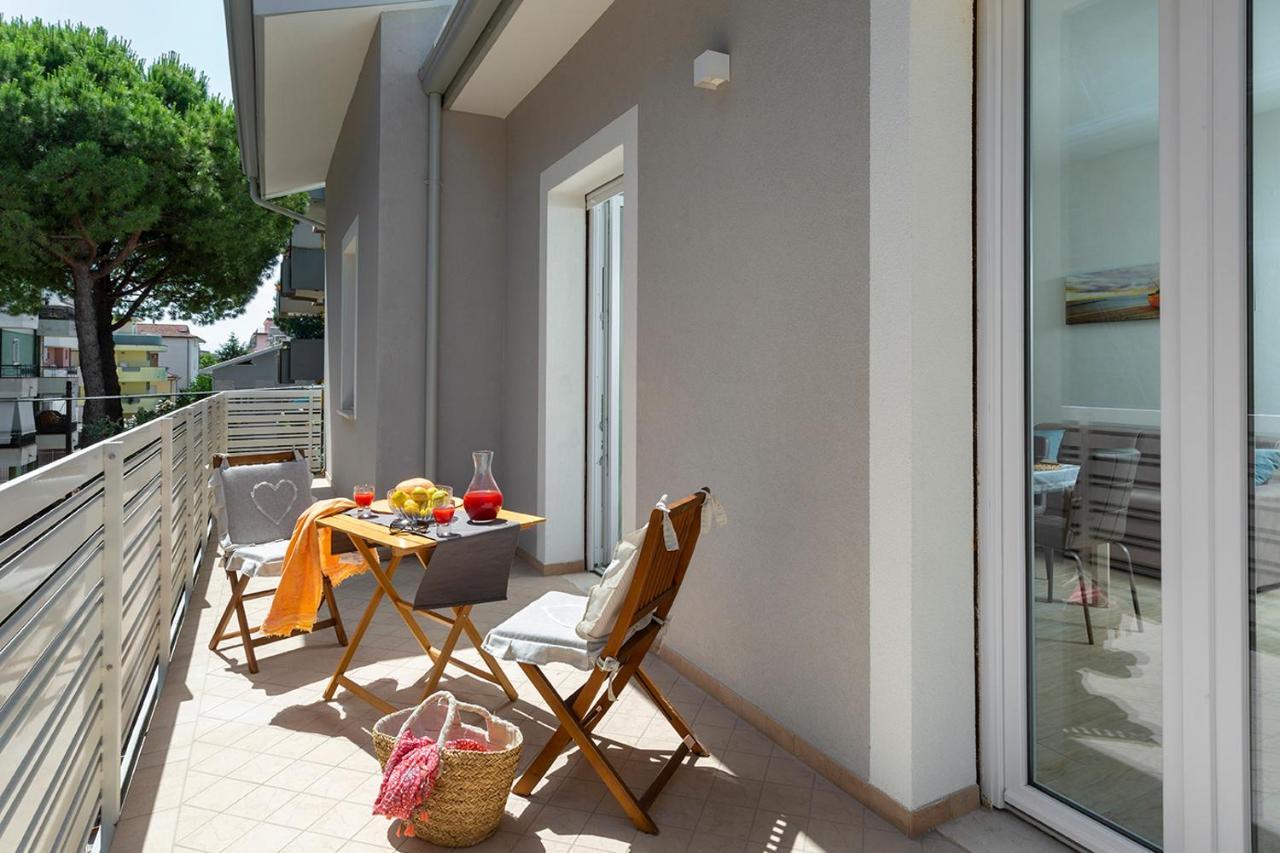 Appartamenti Villa Miramare 리미니 외부 사진